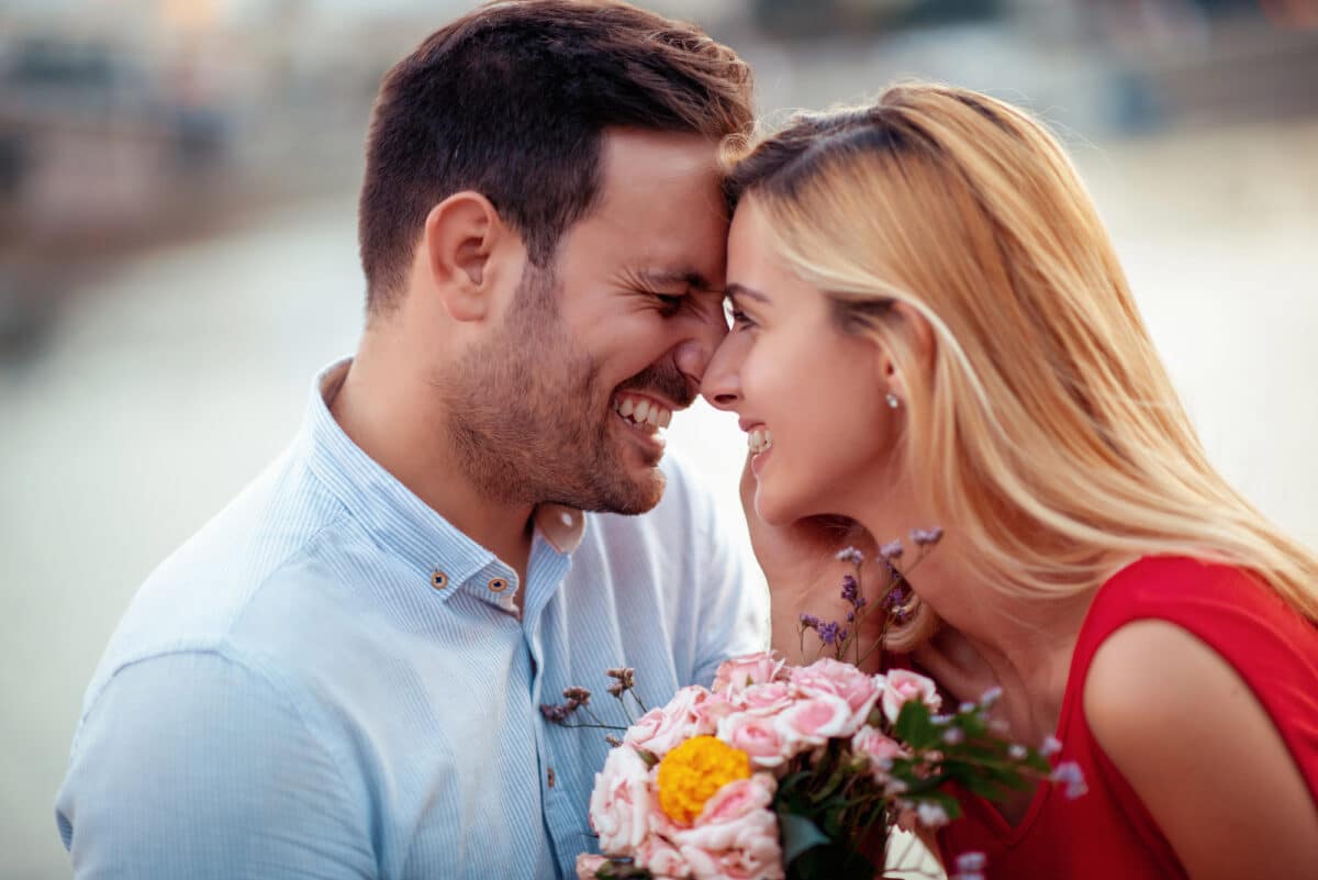 Signes astrologiques romance fin juin 2025
