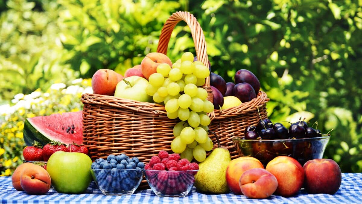 Ces 3 fruits que l'on adore sont aussi les plus contaminés, selon 60 Millions de consommateurs !